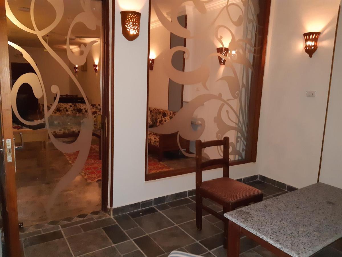 German Dolphin Apartment El Qoseir Екстериор снимка