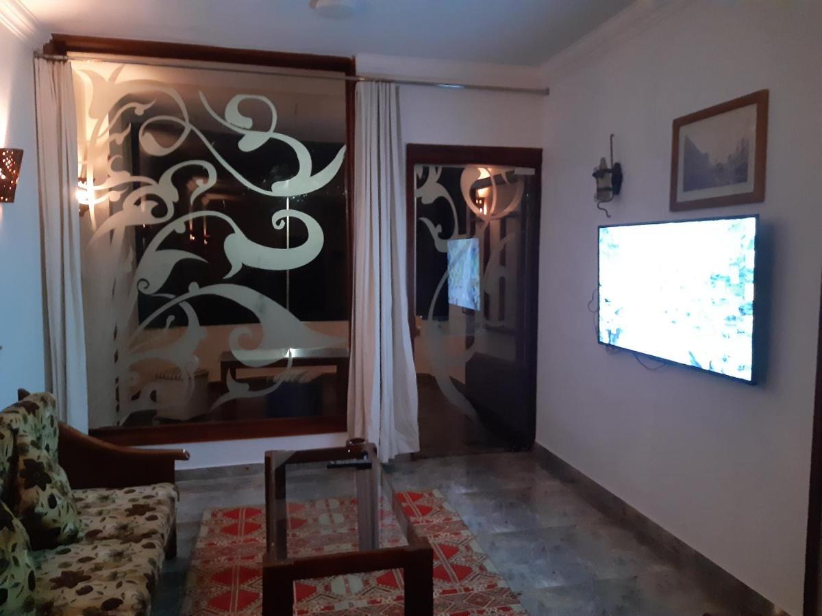 German Dolphin Apartment El Qoseir Екстериор снимка