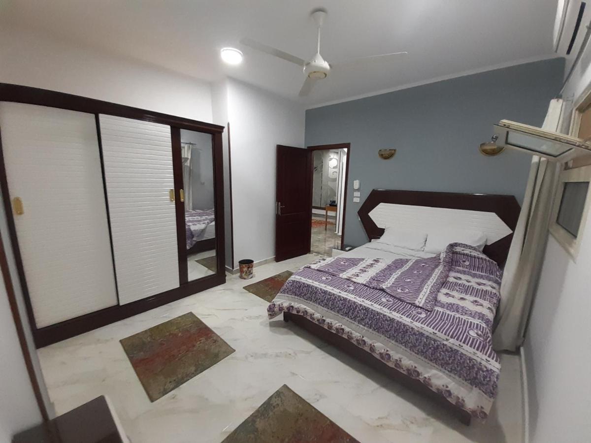 German Dolphin Apartment El Qoseir Екстериор снимка