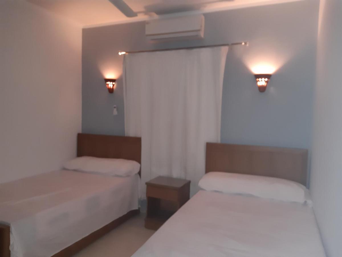 German Dolphin Apartment El Qoseir Екстериор снимка