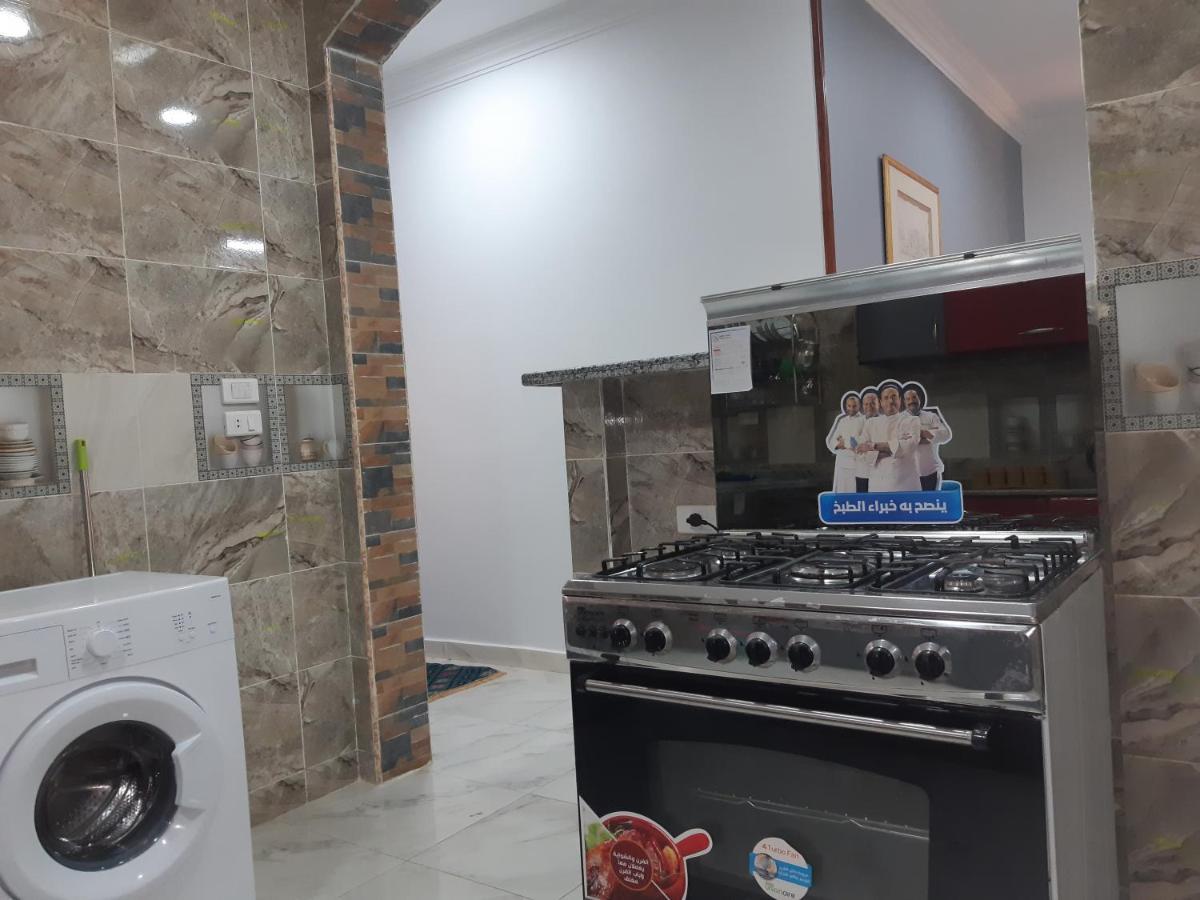 German Dolphin Apartment El Qoseir Екстериор снимка