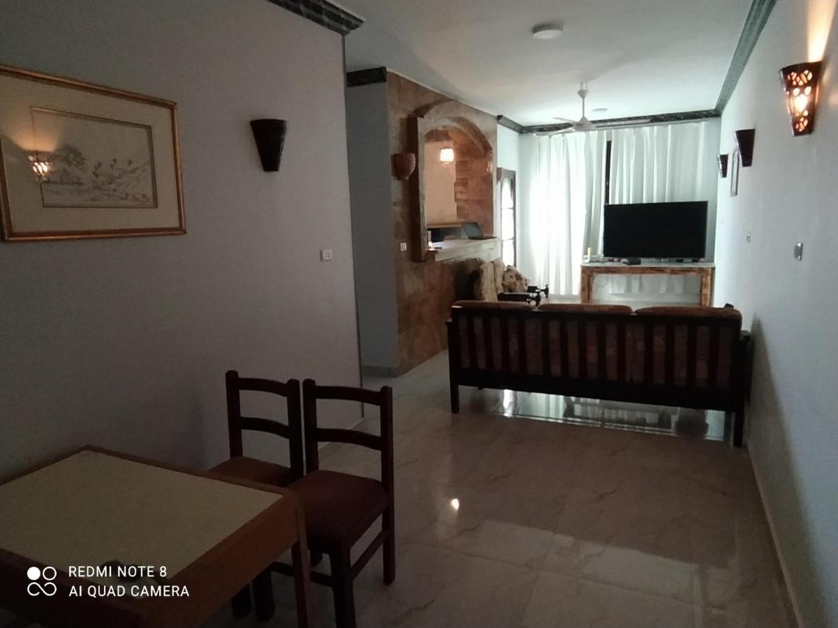 German Dolphin Apartment El Qoseir Екстериор снимка