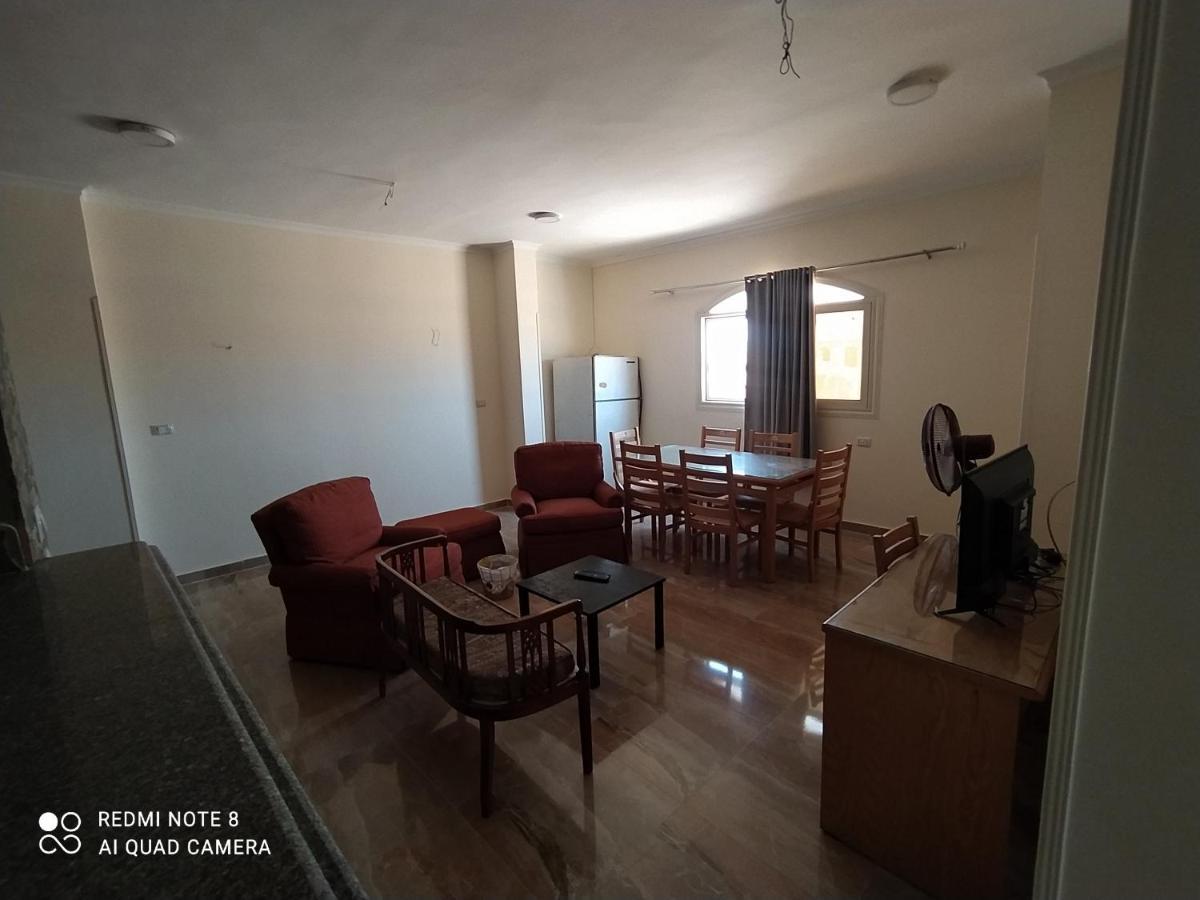 German Dolphin Apartment El Qoseir Екстериор снимка