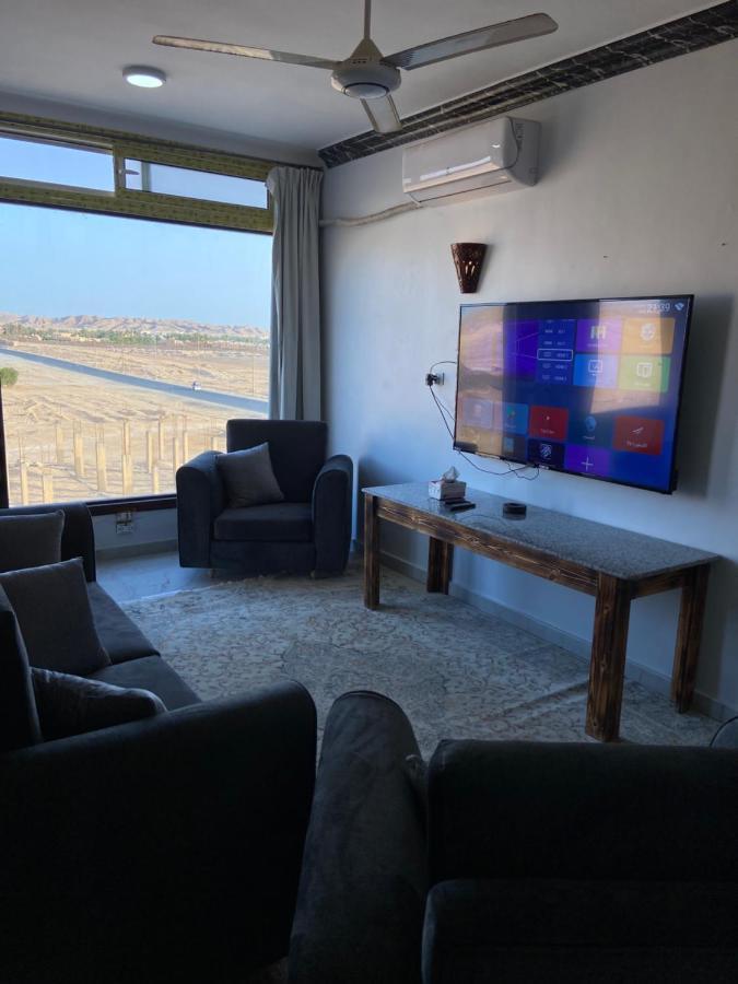 German Dolphin Apartment El Qoseir Екстериор снимка