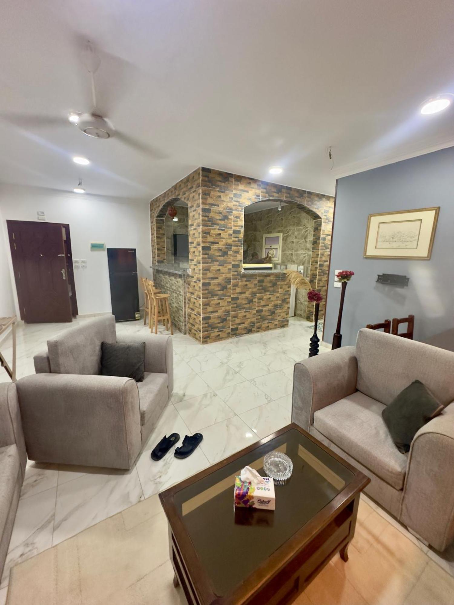 German Dolphin Apartment El Qoseir Екстериор снимка