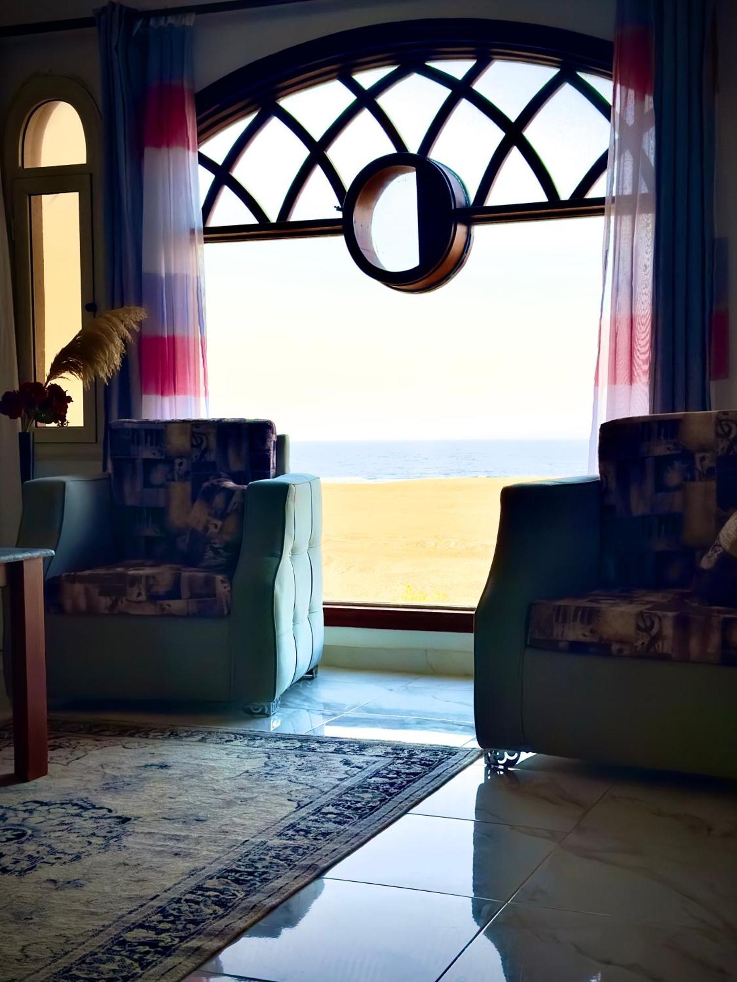 German Dolphin Apartment El Qoseir Екстериор снимка